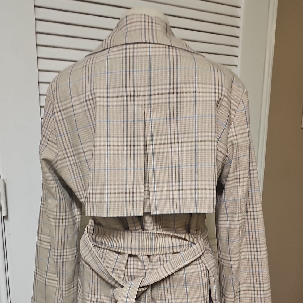 Bagatelle Beige Plaid Trench Coat - Picture 6 of 12
